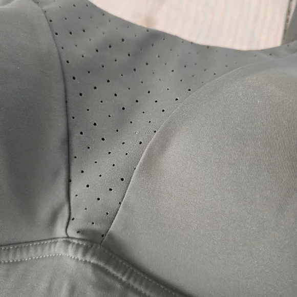 Lululemon Run Times Bra *High Support, B–G Cups Dark Olive 38C - Picture 5 of 10